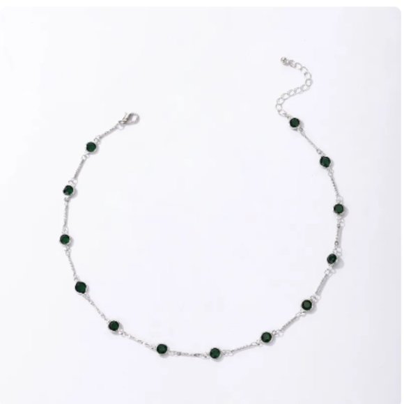 "Lydia" Emerald Green Jewel Gold Minimalist Dainty Simple Casual/Festival Choker - Picture 6 of 10